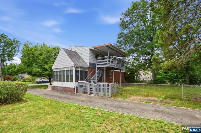 80 Highland Avenue, Emerson, NJ 07630