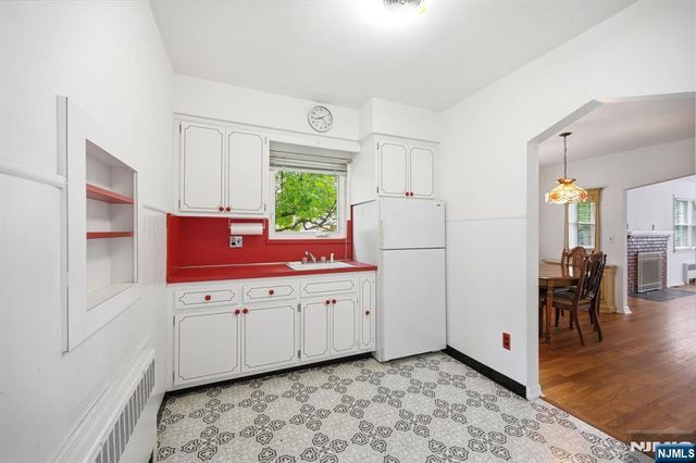 80 Highland Avenue, Emerson, NJ 07630