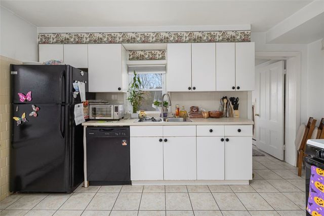 156 Yeoman Avenue, Cranston, RI 02920