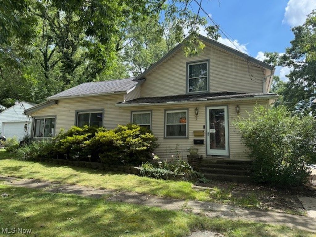 146 W Elm Street, Kent, OH 44240