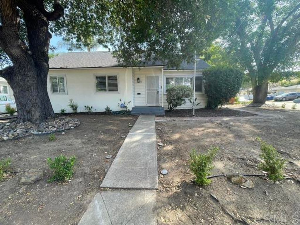 3272 Fairway Drive, La Mesa, CA 91941