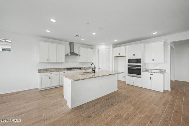 2405 E Dolcetto Drive, San Tan Valley, AZ 85143