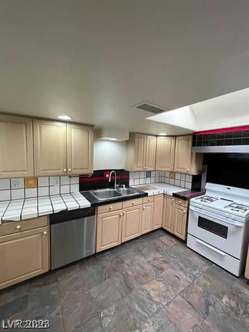 3797 Monument Street, Las Vegas, NV 89121