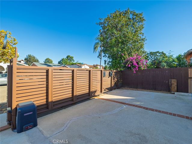 3211 Cattaraugus Avenue, Los Angeles, CA 90034
