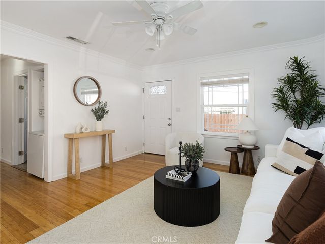 3211 Cattaraugus Avenue, Los Angeles, CA 90034