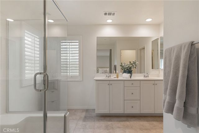 7194 Crescrendo Lane, Fontana, CA 92336