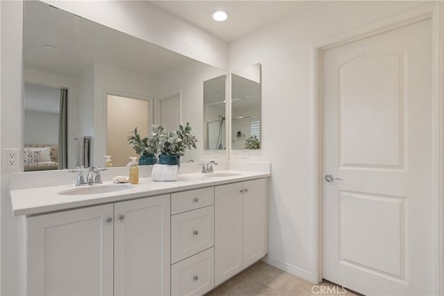 7194 Crescrendo Lane, Fontana, CA 92336