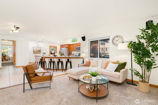 2482 NE 183rd Lane, Shoreline, WA 98155