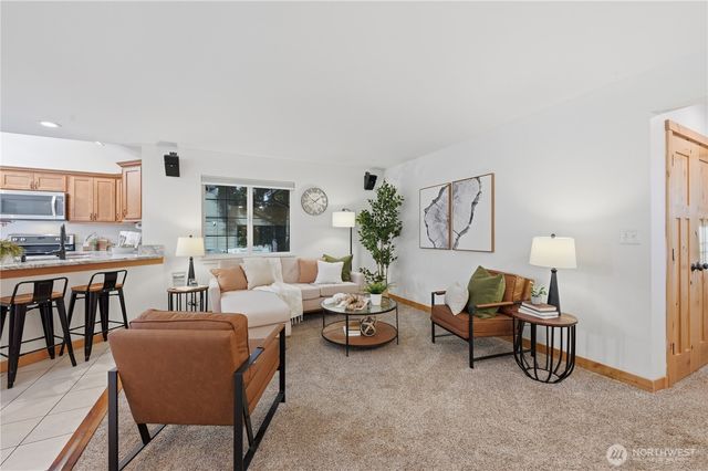 2482 NE 183rd Lane, Shoreline, WA 98155