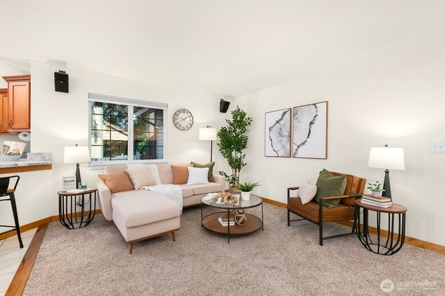 2482 NE 183rd Lane, Shoreline, WA 98155