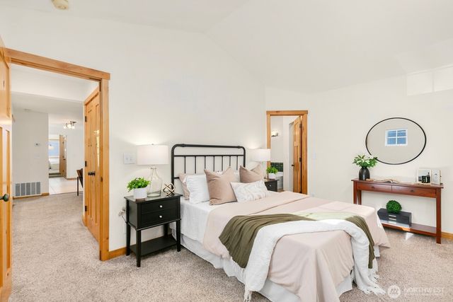 2482 NE 183rd Lane, Shoreline, WA 98155