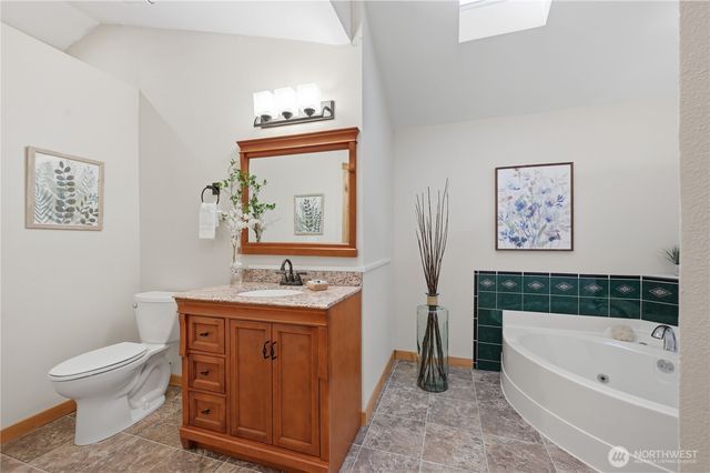 2482 NE 183rd Lane, Shoreline, WA 98155