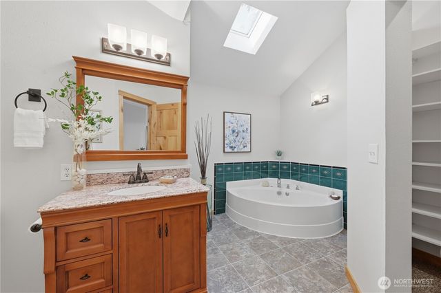 2482 NE 183rd Lane, Shoreline, WA 98155