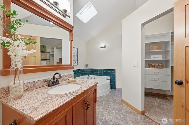 2482 NE 183rd Lane, Shoreline, WA 98155