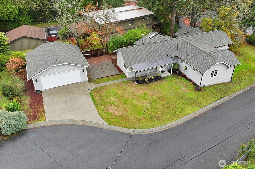 2482 NE 183rd Lane, Shoreline, WA 98155