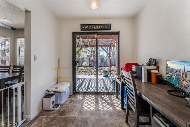 6673 Pleasant Plains Way, Las Vegas, NV 89108