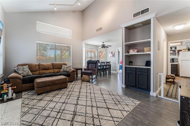 6673 Pleasant Plains Way, Las Vegas, NV 89108