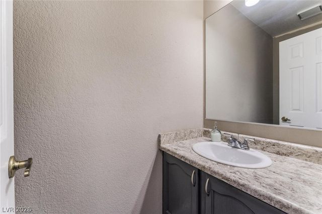 6673 Pleasant Plains Way, Las Vegas, NV 89108