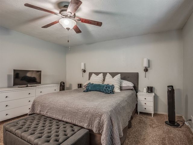 1008 S Neptune Road, Edmond, OK 73003