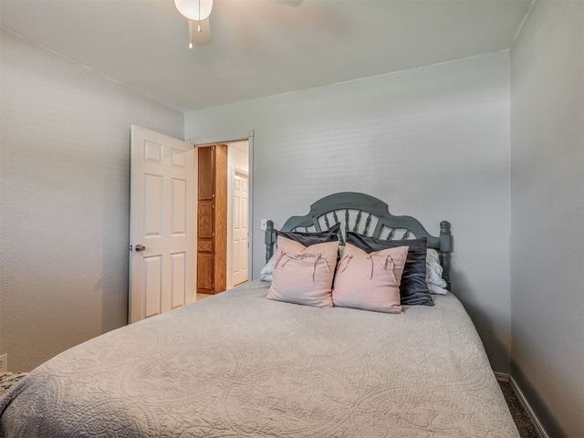 1008 S Neptune Road, Edmond, OK 73003