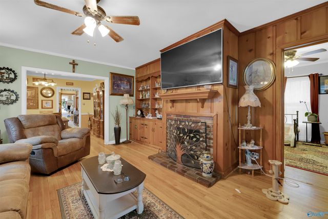 605 NW Forest Avenue NW, Fort Payne, AL 35967