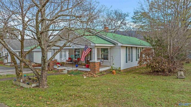 605 NW Forest Avenue NW, Fort Payne, AL 35967