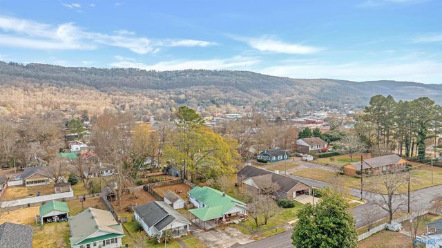 605 NW Forest Avenue NW, Fort Payne, AL 35967