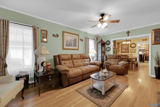 605 NW Forest Avenue NW, Fort Payne, AL 35967