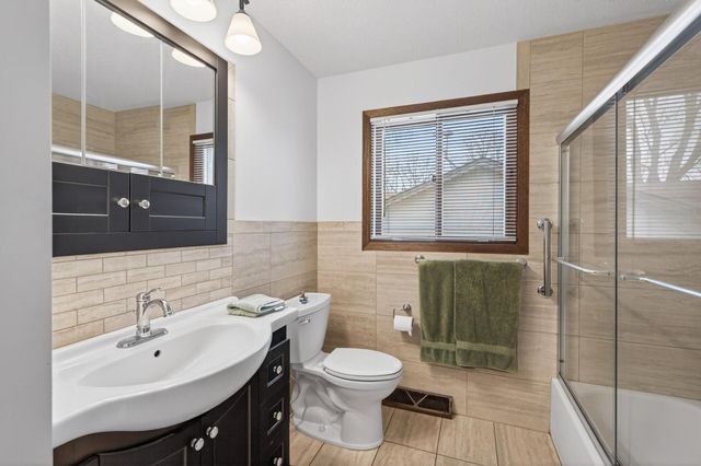 3326 116th Lane NW, Coon Rapids, MN 55433