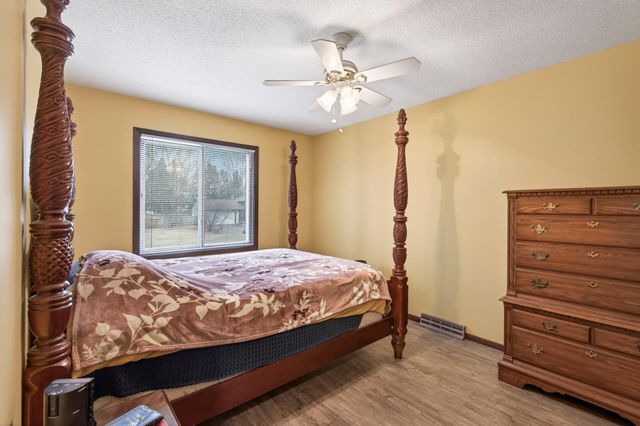 3326 116th Lane NW, Coon Rapids, MN 55433