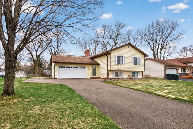 3326 116th Lane NW, Coon Rapids, MN 55433