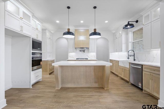 12377 Madison Xing, Bullard, TX 75757