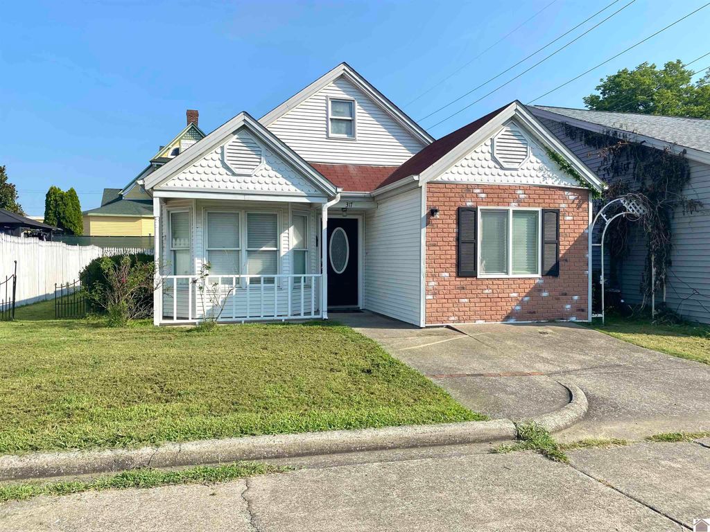 317 N 9th Street, Paducah, KY 42001