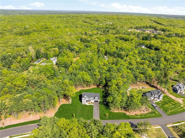 1 Cassidy Trail, Coventry, RI 02816