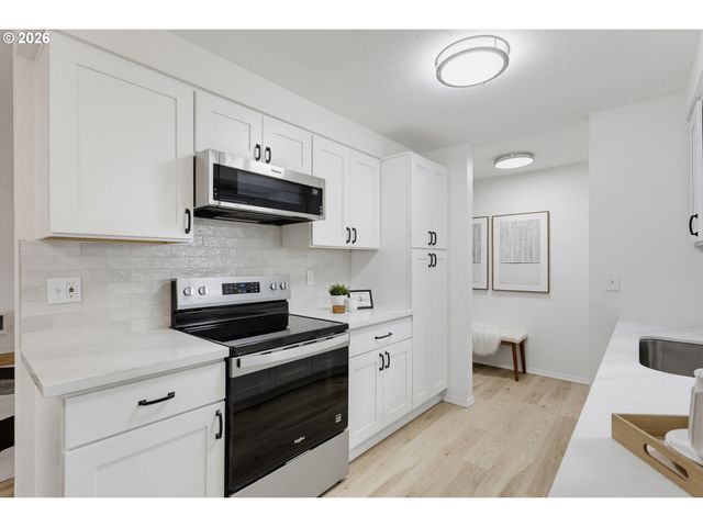 6307 Se ALBERTA St, Portland, OR 97206
