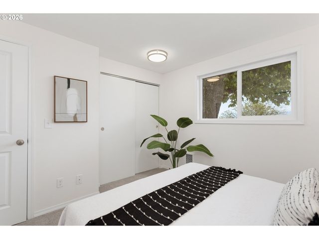 6307 Se ALBERTA St, Portland, OR 97206