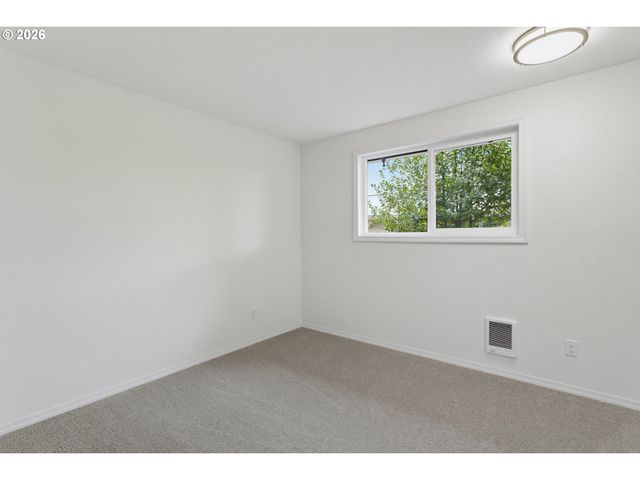 6307 Se ALBERTA St, Portland, OR 97206