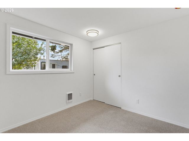 6307 Se ALBERTA St, Portland, OR 97206