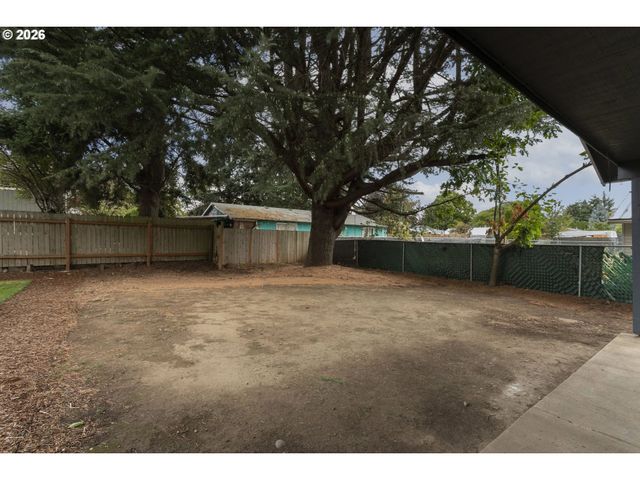 6307 Se ALBERTA St, Portland, OR 97206