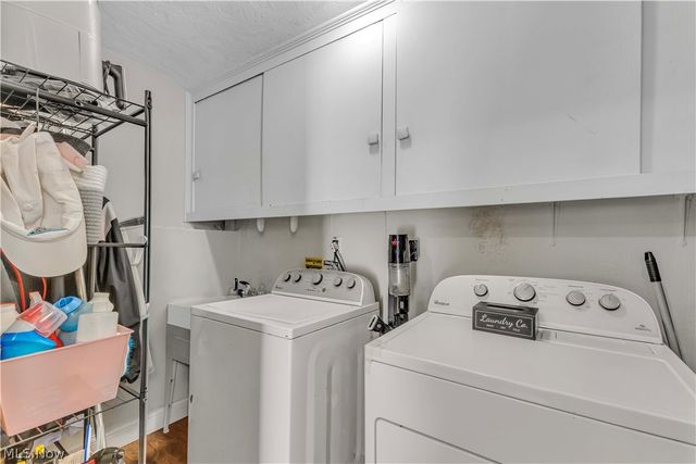 6355 Dellrose Drive, Parma Heights, OH 44130