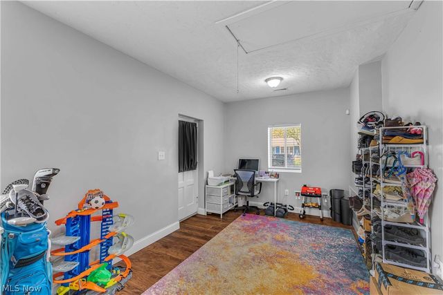 6355 Dellrose Drive, Parma Heights, OH 44130