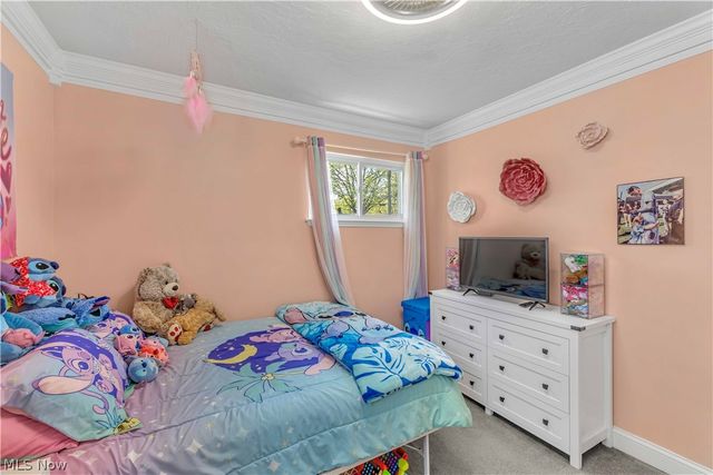 6355 Dellrose Drive, Parma Heights, OH 44130