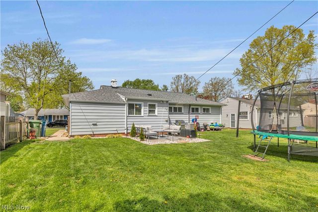 6355 Dellrose Drive, Parma Heights, OH 44130