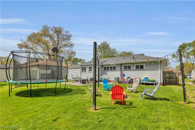 6355 Dellrose Drive, Parma Heights, OH 44130