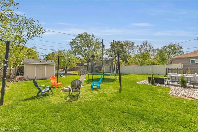 6355 Dellrose Drive, Parma Heights, OH 44130