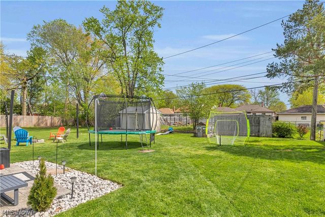 6355 Dellrose Drive, Parma Heights, OH 44130