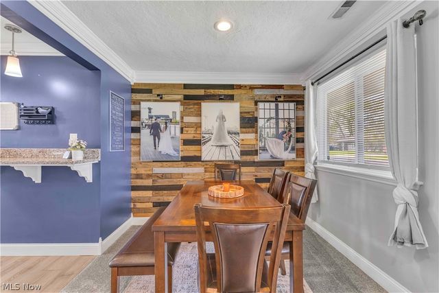 6355 Dellrose Drive, Parma Heights, OH 44130