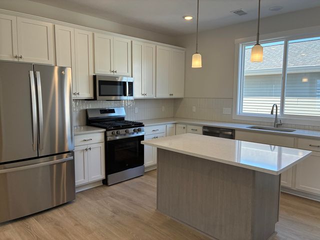 6112 Stahl Drive 15, Spring Lake, MI 49456