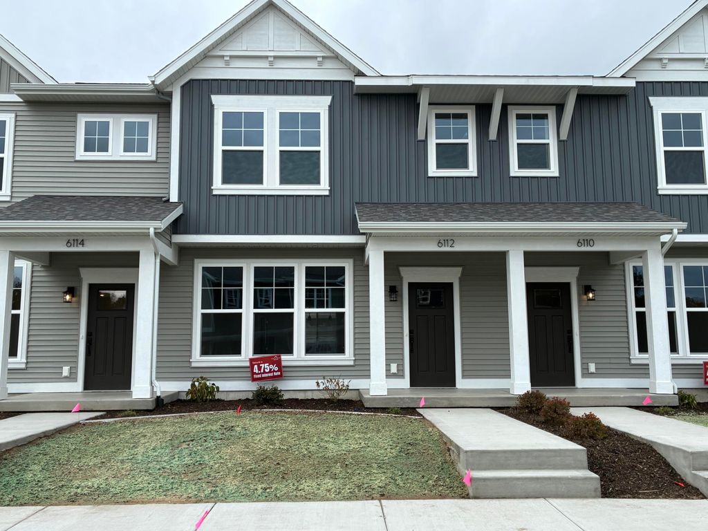 6112 Stahl Drive 15, Spring Lake, MI 49456