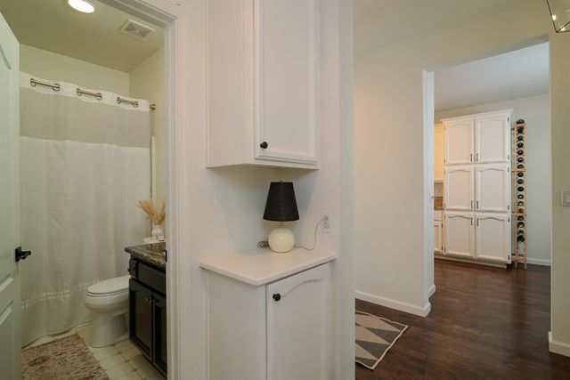 1313 Kerslake Cir, Folsom, CA 95630